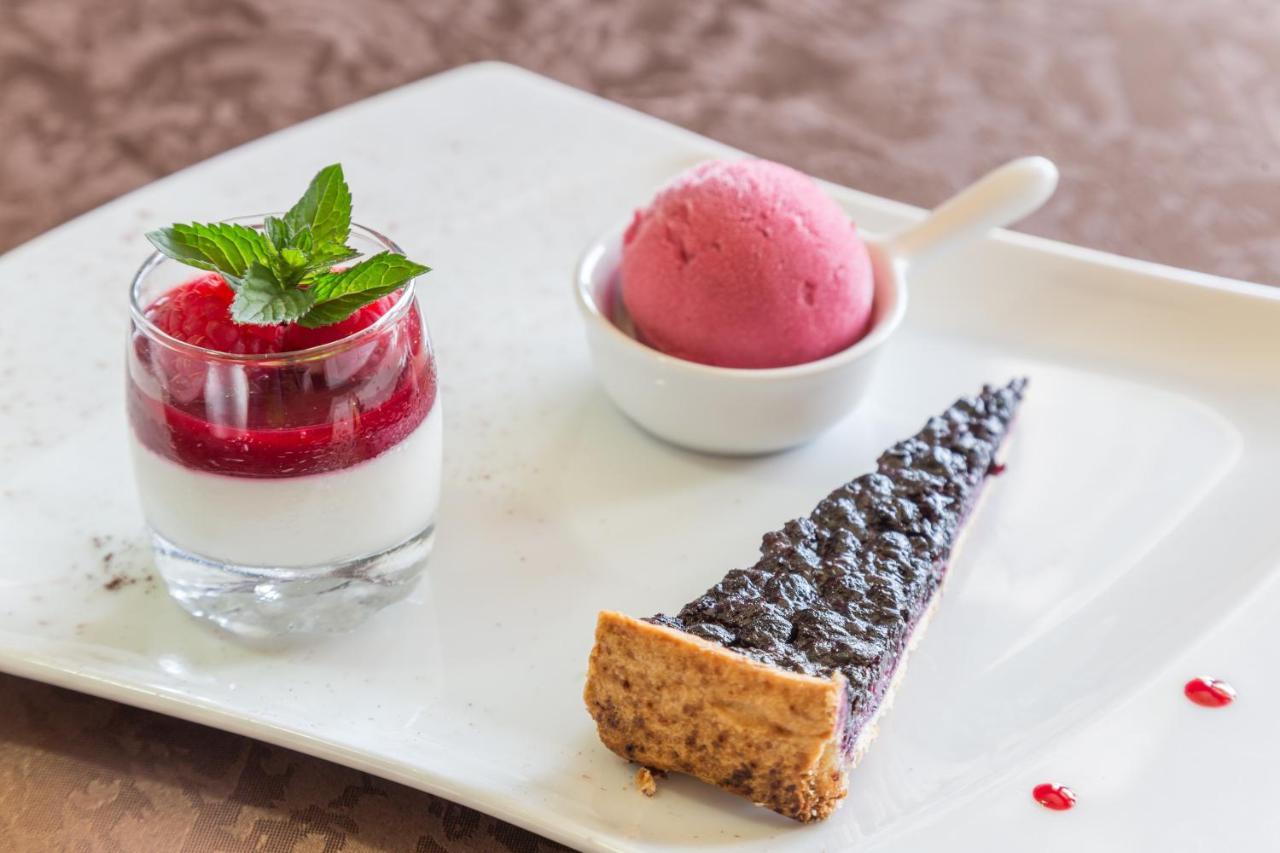 Hotel Restaurant Le Yeti Les Rousses Zewnętrze zdjęcie